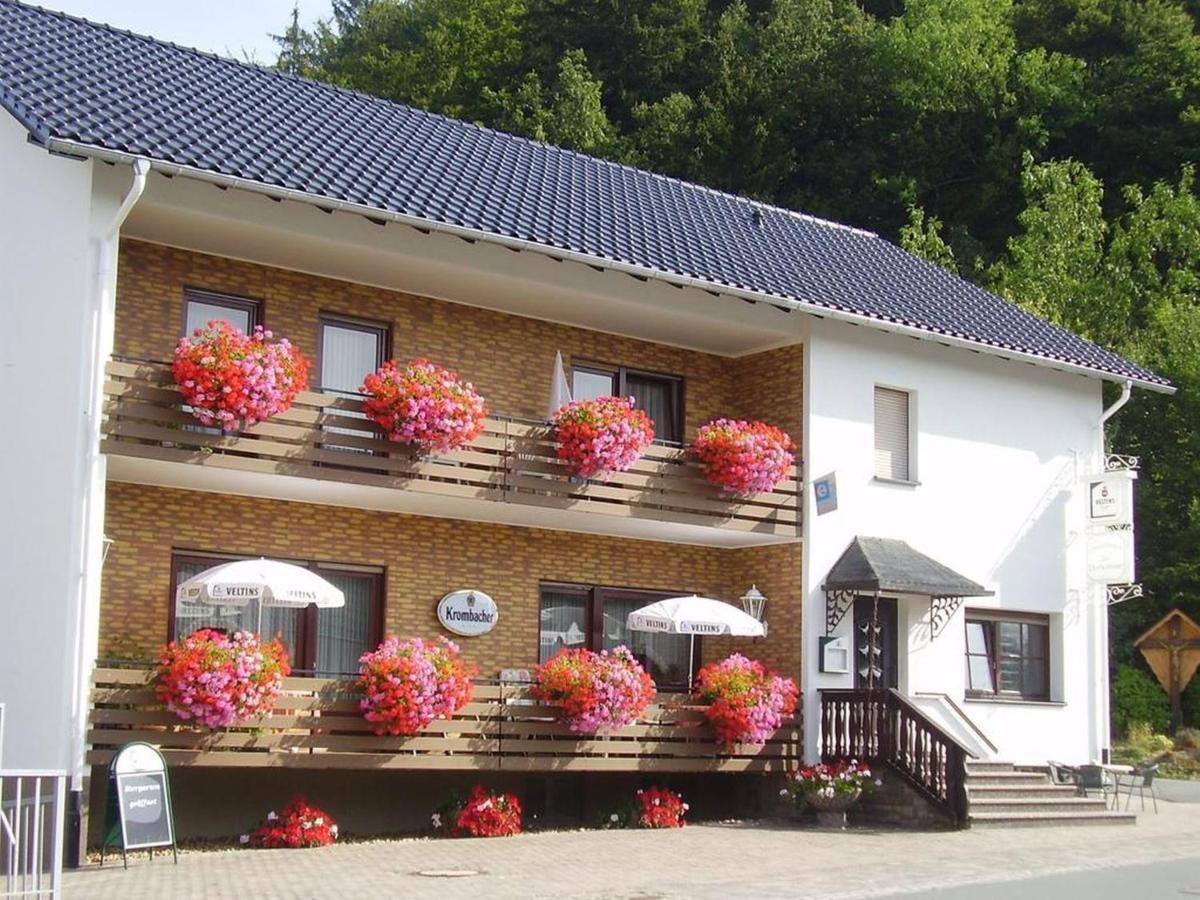 Hotel Zur Dorfschaenke Medebach Exterior foto
